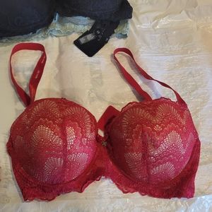 Brand new bra...never worn